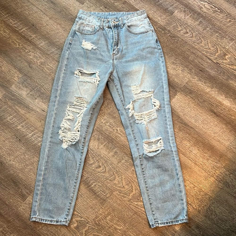 SHEIN Women’s Size 4 Distressed Mom Jeans high rise Denim Pants Bottoms